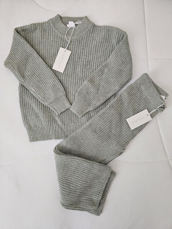 Jamie Kay Other - Jamie Kay Morgan Knit Set NWT